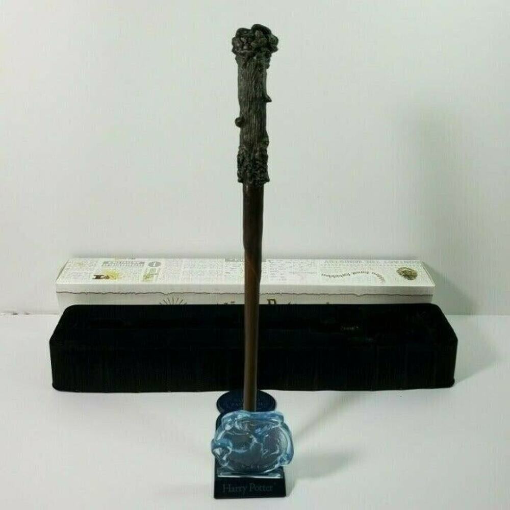 HARRY POTTER Wizarding World Mystery Wand Patronus Series 5 STAG Display Stand